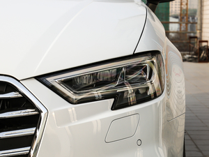 2019Limousine 40 TFSIL VI 