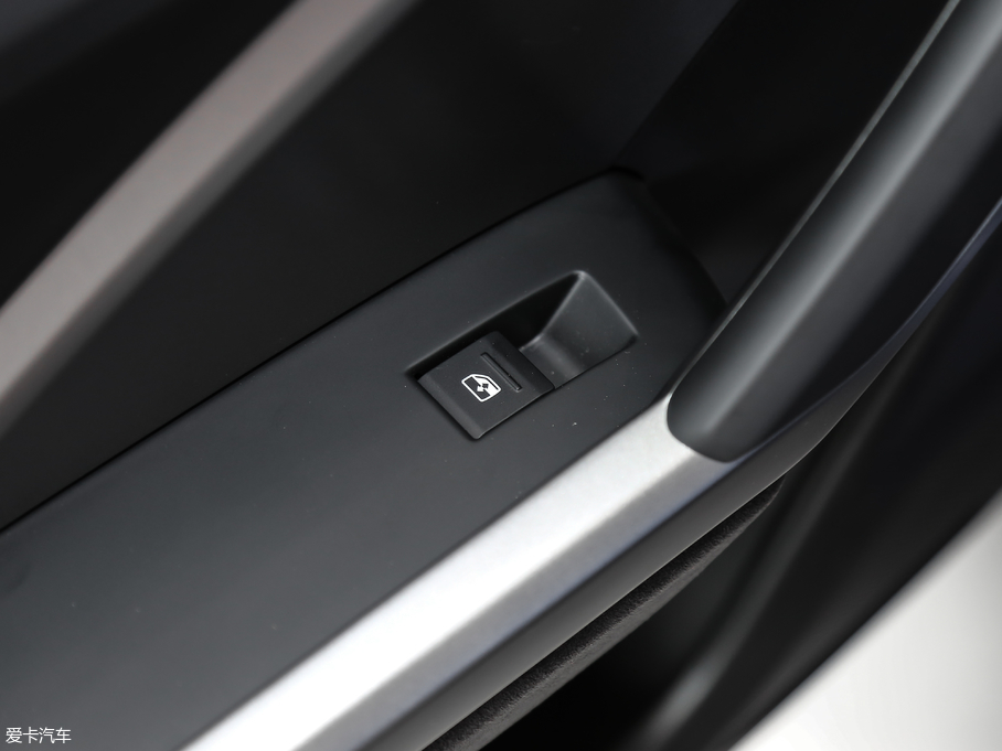 2019WQ3 40 TFSI rЄӸ