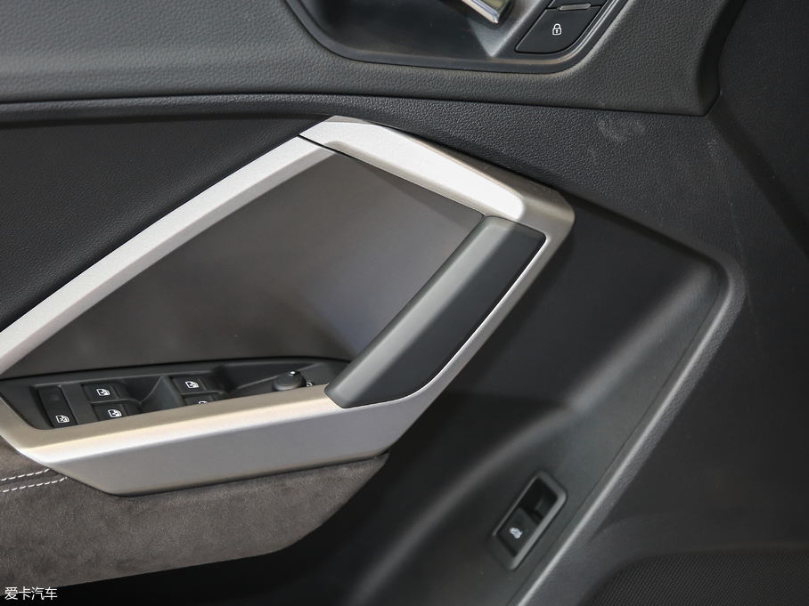 2019WQ3 40 TFSI rЄӸ