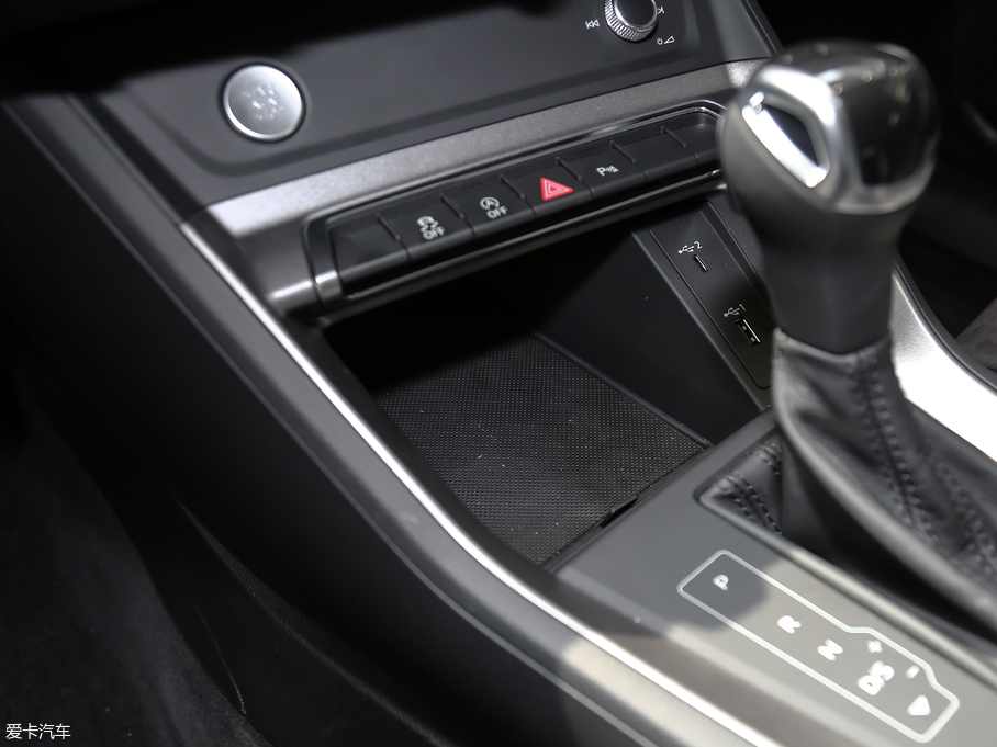 2019WQ3 40 TFSI rЄӸ