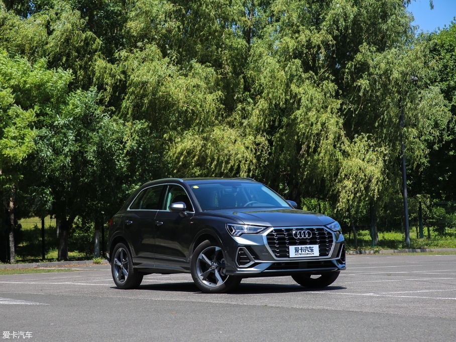 2019WQ3 45 TFSI  quattroAӸ