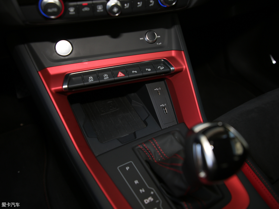 2019WQ3 45 TFSI  quattroAӸ