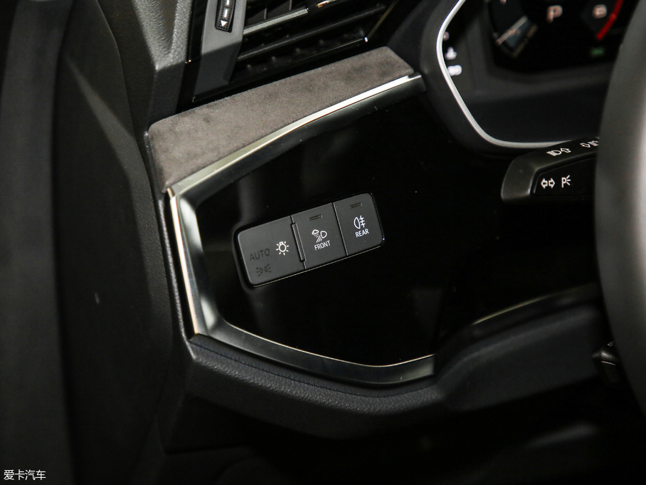 2019?yun)WQ3 35 TFSI M(jn)ȡ(dng)