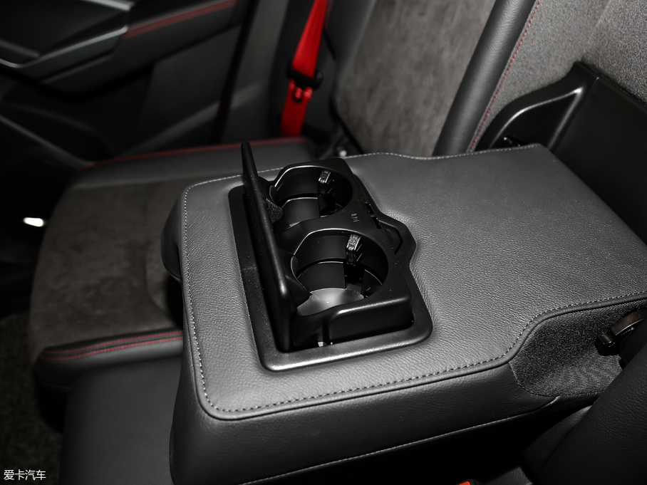 2019WQ3 40 TFSI  quattrorЄӸ