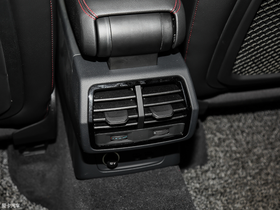 2019WQ3 40 TFSI  quattrorЄӸ