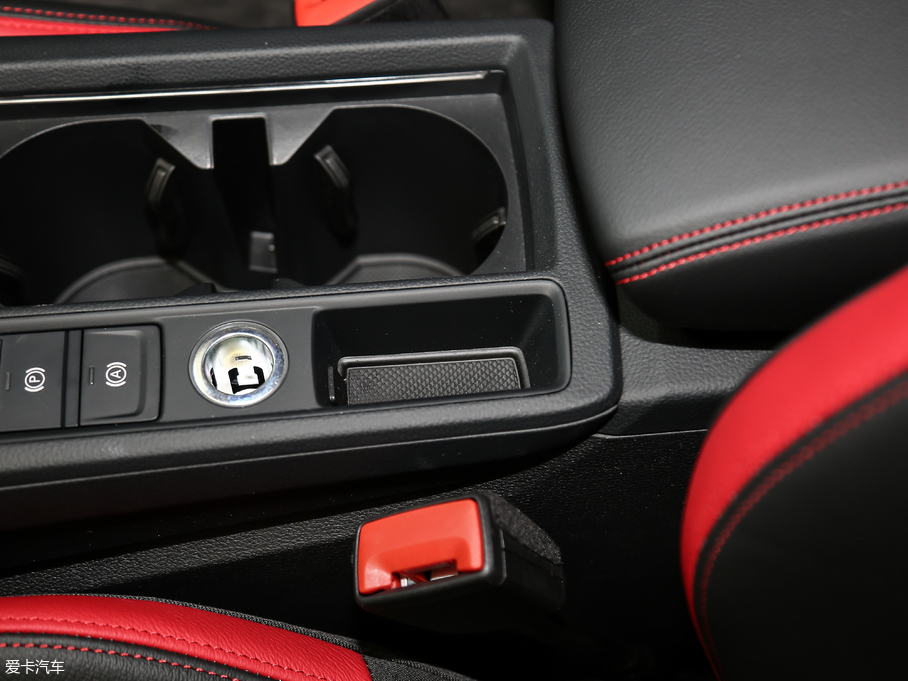 2019WQ3 40 TFSI  quattrorЄӸ