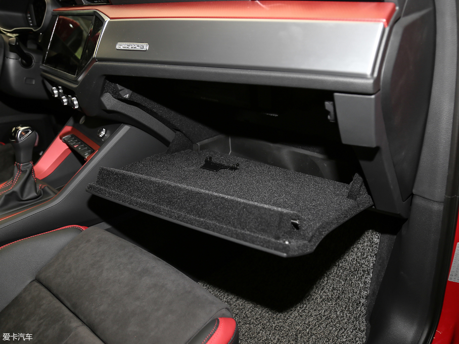 2019WQ3 40 TFSI  quattrorЄӸ