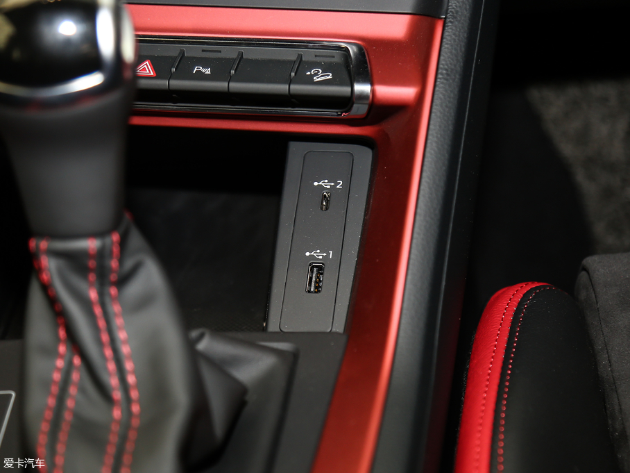 2019?yun)WQ3 40 TFSI  quattror(sh)Є(dng)