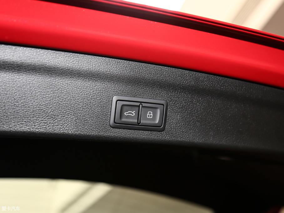 2019WQ3 40 TFSI  quattrorЄӸ