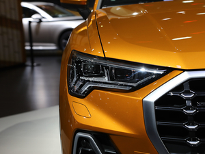 201945 TFSI  quattroAӸ ^