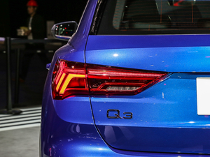 201945 TFSI  quattroAӸ ^