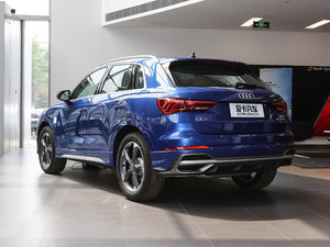 2019款40 TFSI 时尚动感型 左后45度