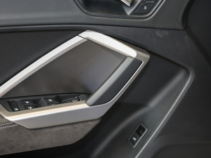 201940 TFSI r(sh)Є(dng) g