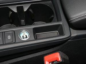 201940 TFSI r(sh)Є(dng) g