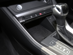 201940 TFSI r(sh)Є(dng) g