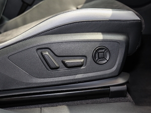 201940 TFSI r(sh)Є(dng) g