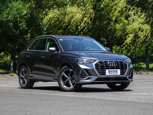 201945 TFSI  quattroAӸ w^