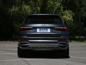 201945 TFSI  quattroAӸ ^