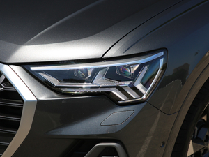 201945 TFSI  quattroAӸ ^