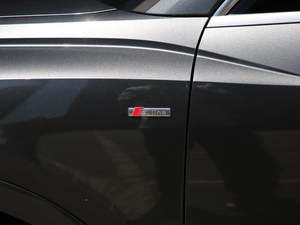 201945 TFSI  quattroAӸ ^