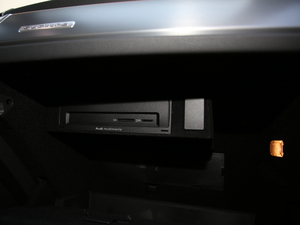 201945 TFSI  quattroAӸ g