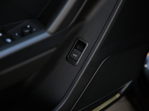 201945 TFSI  quattroAӸ g