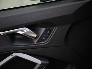 201945 TFSI  quattroAӸ g