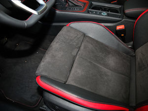 201945 TFSI  quattroAӸ g