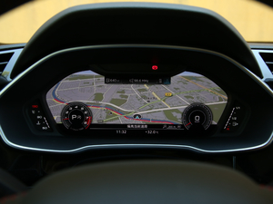 201945 TFSI  quattroAӸ п؅^