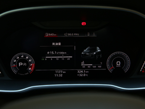 201945 TFSI  quattroAӸ п؅^