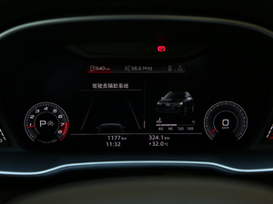 201945 TFSI  quattroA(dng) п؅^(q)