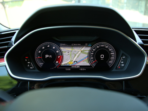 201945 TFSI  quattroAӸ п؅^