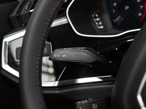 2019款35 TFSI 时尚致雅型 中控区