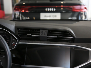 2019款35 TFSI 时尚动感型 空调出风口