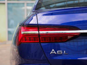 202055 TFSI e quattro ^