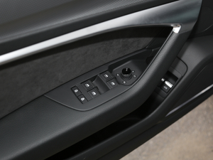 202055 TFSI e quattro п؅^