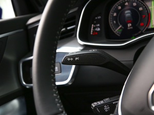 202055 TFSI e quattro п؅^