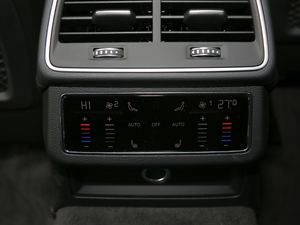 202055 TFSI e quattro п؅^(q)