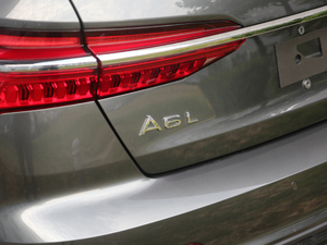 202055 TFSI e quattro ^