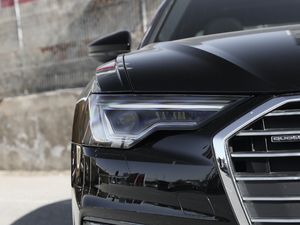 202055 TFSI e quattro (x)(ji)^