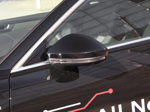 202055 TFSI e quattro (x)(ji)^