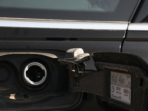 202055 TFSI e quattro (x)(ji)^