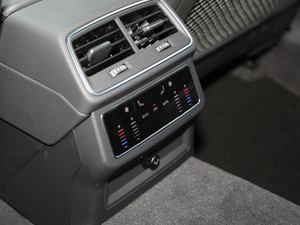 202055 TFSI e quattro п؅^(q)