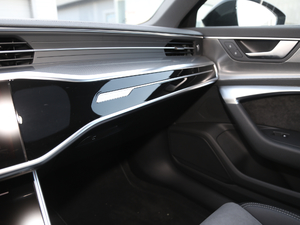 202055 TFSI e quattro п؅^(q)