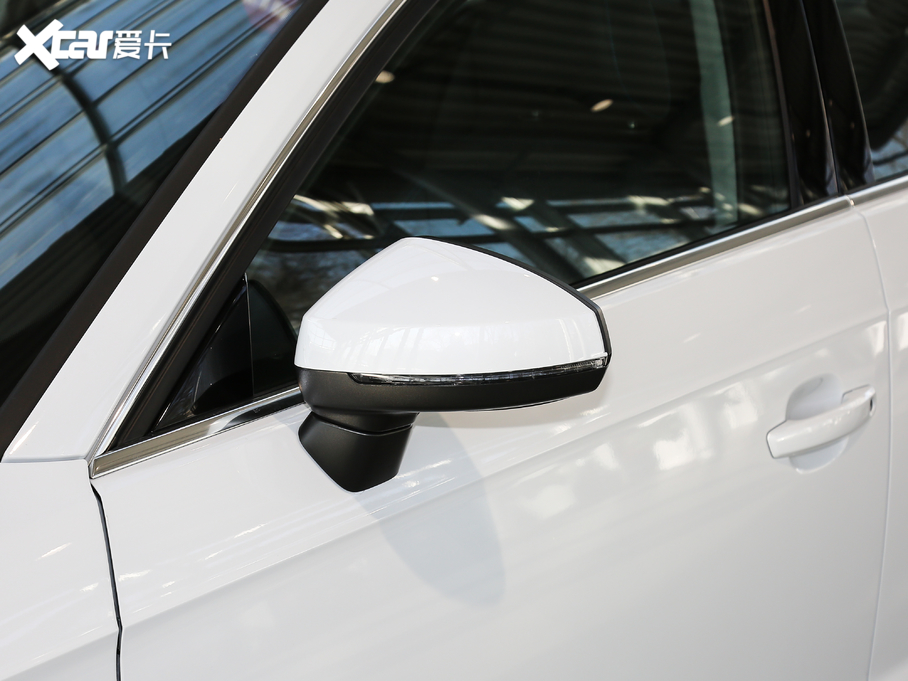 2020WA3 Sportback 35 TFSIr VI