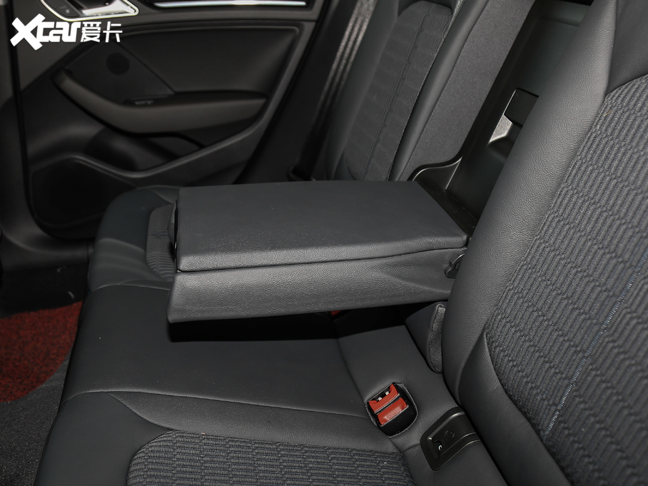 2020WA3 Sportback 35 TFSIr VI