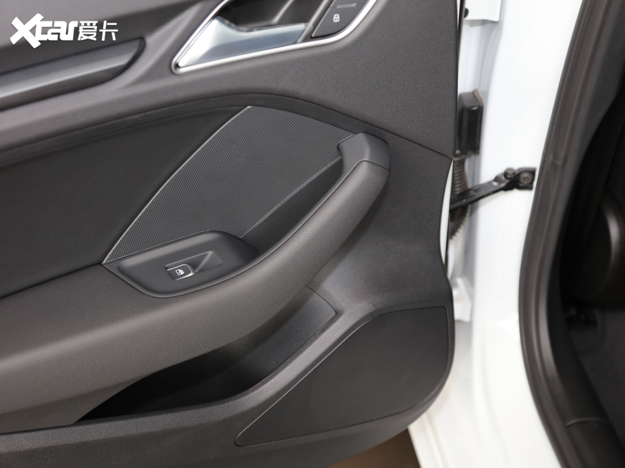 2020WA3 Sportback 35 TFSI Mȡ V