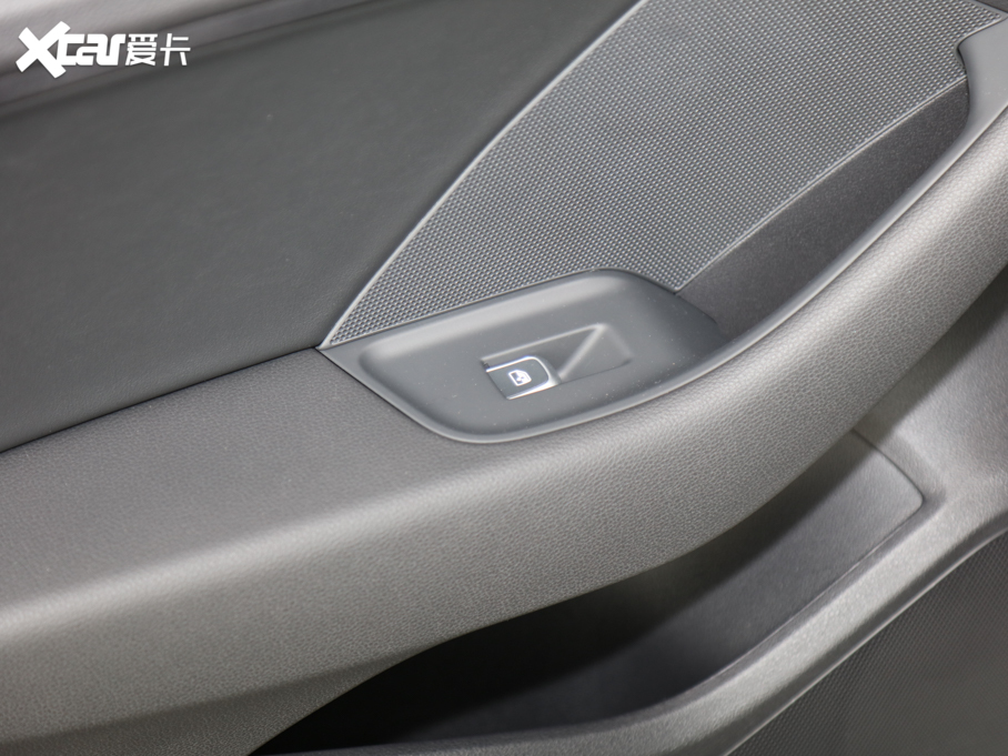 2020WA3 Sportback 35 TFSI Mȡ V