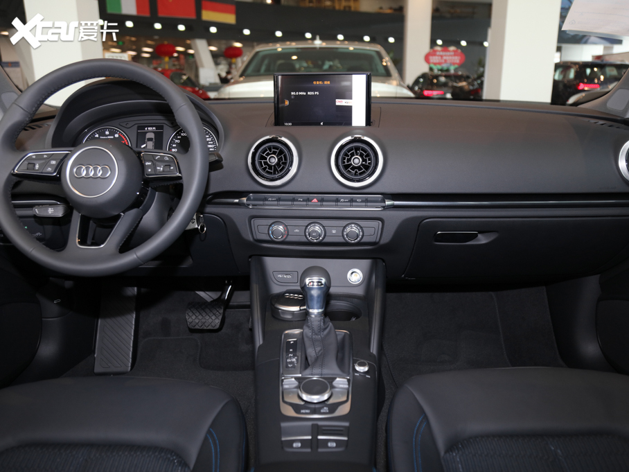 2020WA3 Sportback 35 TFSI Mȡ V