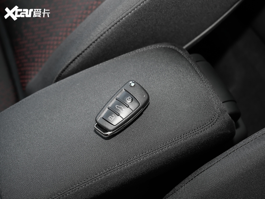 2020WA3 Ŀ Sportback 35 TFSIMȡ VI